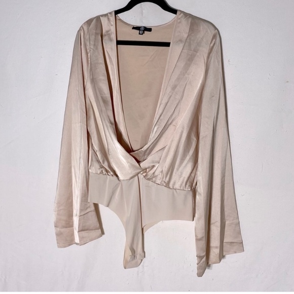 Missguided Champagne Satin Drapey Open Front Bodysuit 12 - Picture 1 of 12